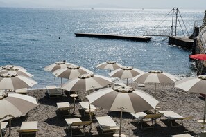 Private beach, sun-loungers, beach umbrellas, beach towels