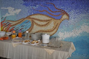 Bao gồm bữa sáng buffet hàng ngày