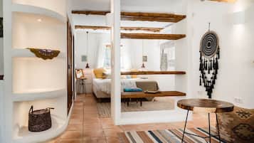 Garden Bungalow | Premium bedding, in-room safe, laptop workspace, blackout curtains