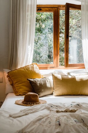 Garden Bungalow | Premium bedding, in-room safe, laptop workspace, blackout curtains - Can Vistabella Boutique Resort (Sant Antoni de Portmany)