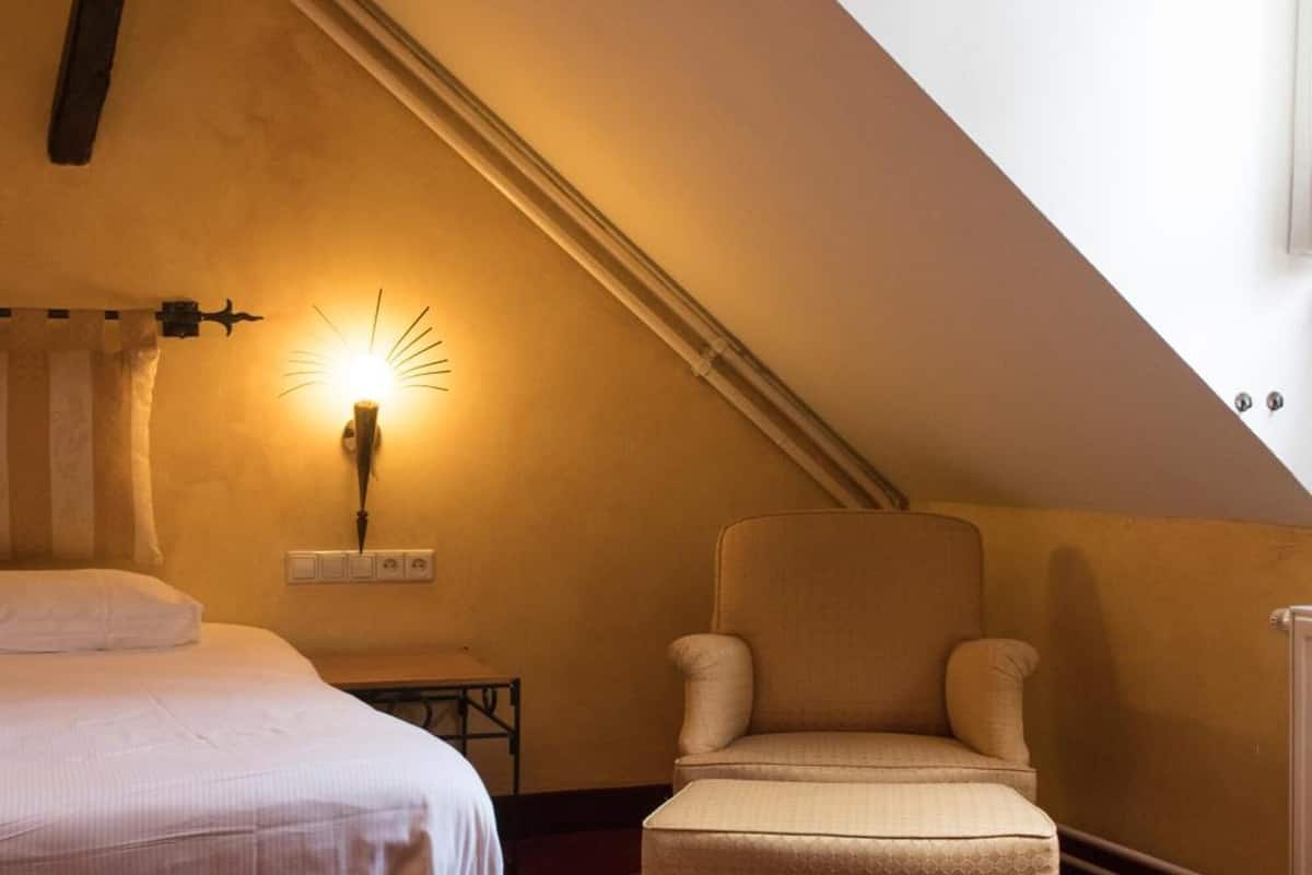 minibar, in-room safe, desk, free wifi