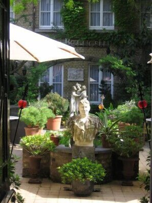 Courtyard - Hotel Botticelli (Maastricht)