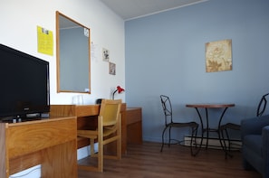 Chambre Standard, 2 lits doubles | AccĂšs au Wi-Fi (inclus)