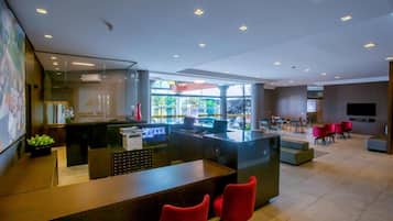 Café da manhã e jantar