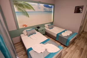 Standard Room | In-room safe - Blue Palace Hotel & Family (Marmaris)