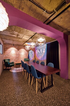 Banquet hall - Hi There design guesthouse (Seoul)