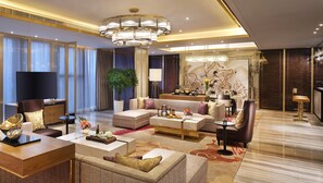 1 Bedroom Suite - Crowne Plaza Yibin by IHG (Yibin)