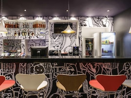 Bar (en el alojamiento)