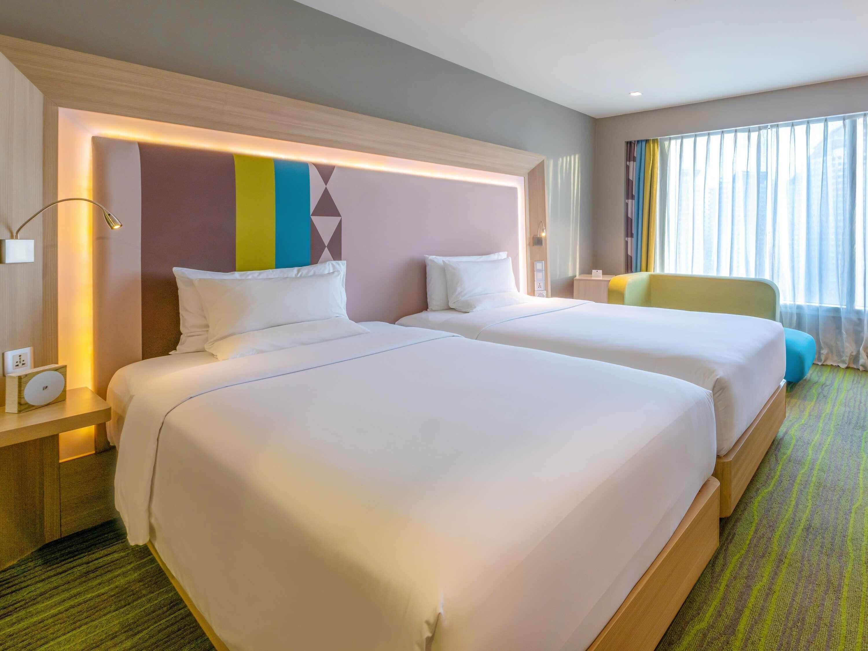 Deluxe Twin Room, 2 Single Beds | Hypo-allergenic bedding, minibar, in-room safe, individually furnished