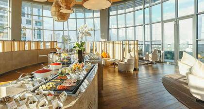 Novotel Manila Araneta City Hotel