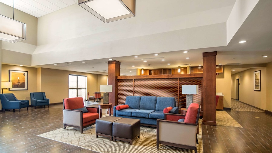 Comfort Suites Dodge City