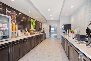Free daily continental breakfast