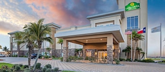 La Quinta Inn & Suites by Wyndham Corpus Christi - Portland