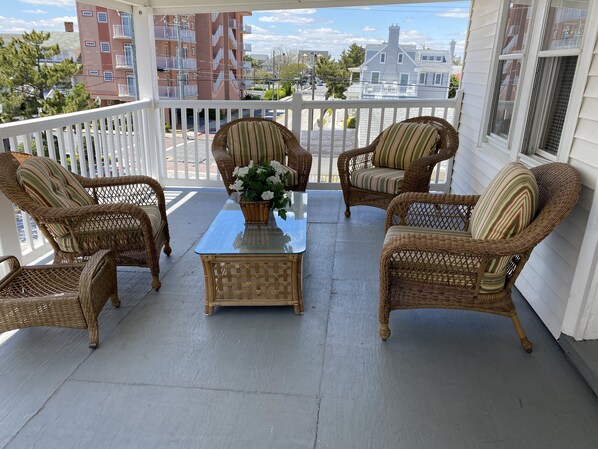 Deluxe Apartment, 3 Bedrooms, Ocean View (No Topsheet / Towels / Paper Products) | Terrace/patio - Nock Apartments (Ocean City)