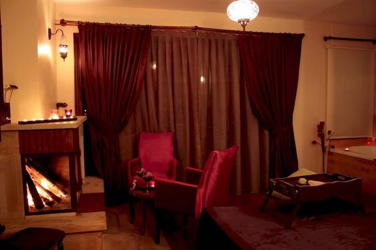 Habitación doble Deluxe, hidromasaje (Şömine) | Área de sala de estar