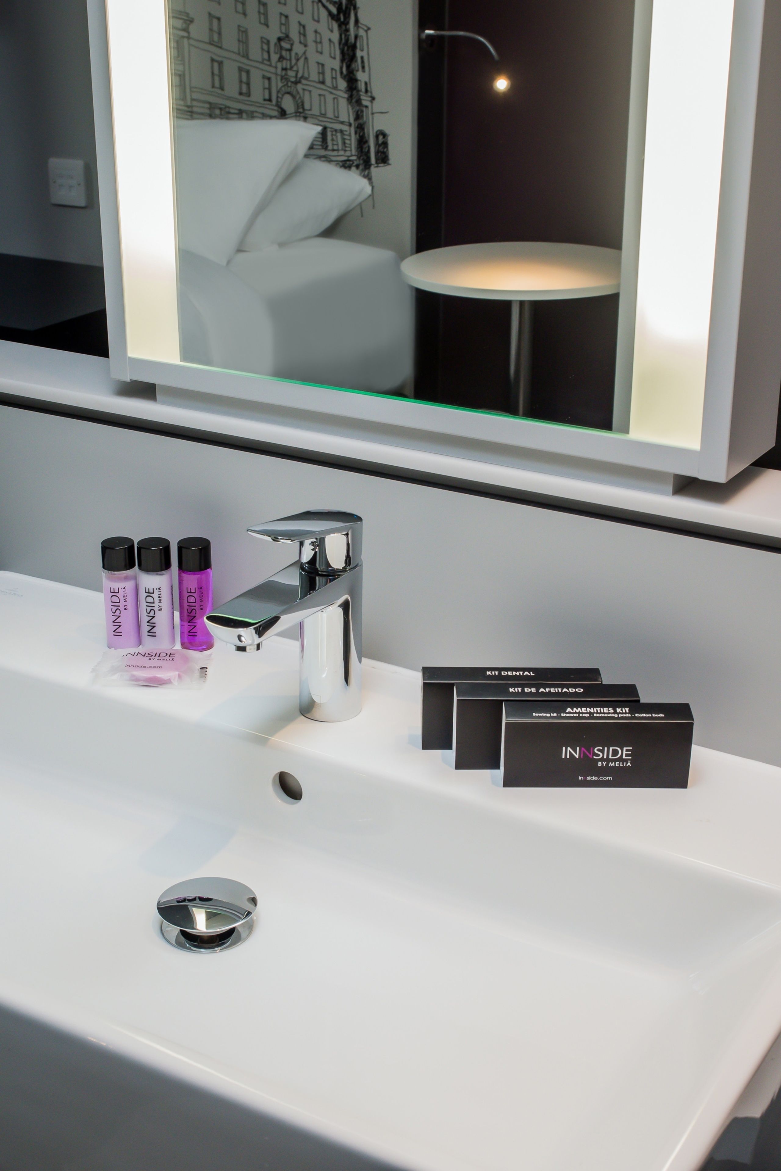 shower, rainfall showerhead, eco-friendly toiletries, hair dryer