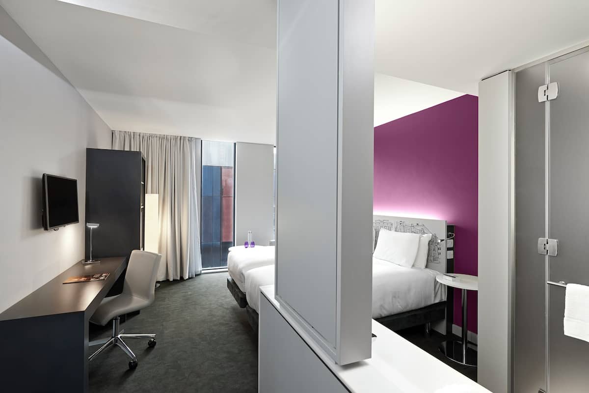 The Innside Room - Twin bed | 1 bedroom, free minibar, in-room safe, desk