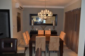 Apartment, 3 Bedrooms | 3 bedrooms, free wired internet - Apartment Silvestre (Santo Domingo)