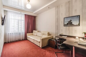 Suite | Hochwertige Bettwaren, Zimmersafe, kostenlose Babybetten