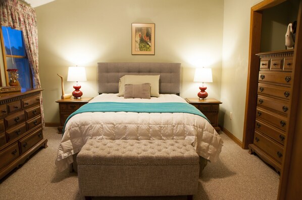 Master Suite with Kitchen