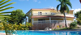 Four Bedroom Villa with Private Pool, Ocean View