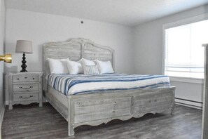 Suite, 1 habitación | Cunas, camas extra, wifi gratis y ropa de cama 