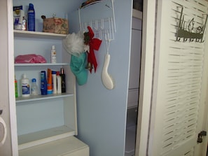 Studio, 1 Bedroom, Kitchen | Room amenity