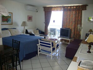 Studio, 1 Bedroom, Kitchen | 1 bedroom, WiFi