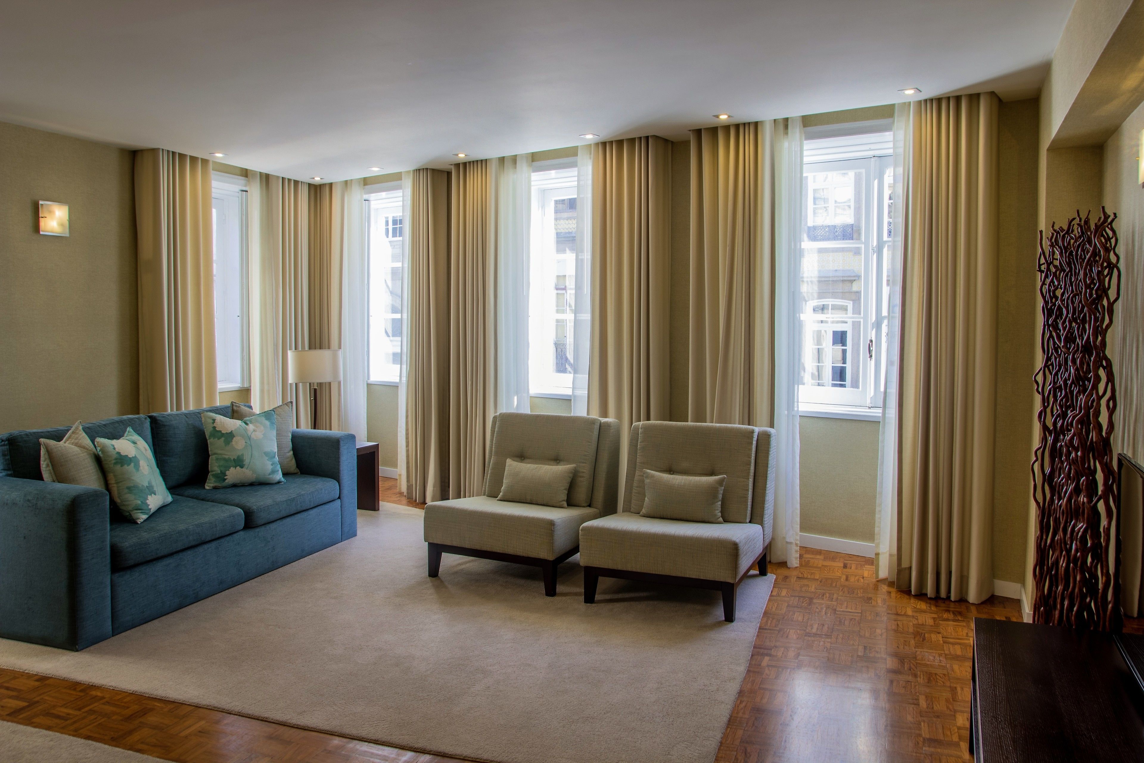 Departamento Deluxe, 2 habitaciones, cocineta | Vista a la calle