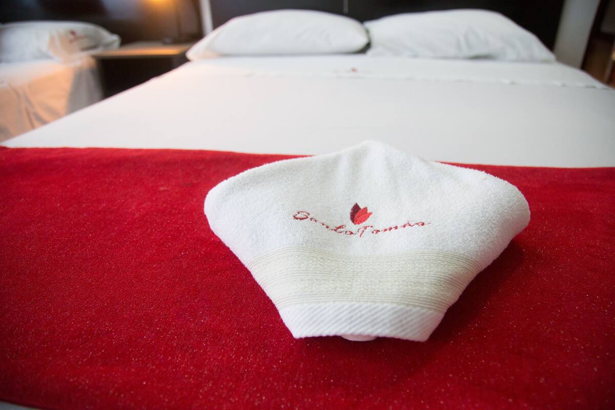 In-room safe, free WiFi, bed sheets