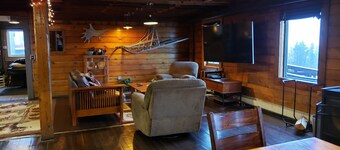 Mount Aurora Lodge