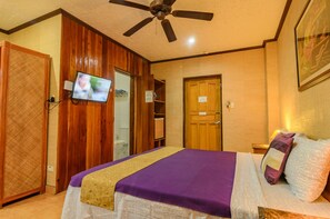 Premium bedding, minibar, in-room safe, desk - Hayahay Resort (Panglao)