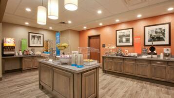 Free daily continental breakfast