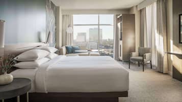 Deluxe-Zimmer, 1 King-Bett | 1 Schlafzimmer, Allergikerbettwaren, Zimmersafe, Schreibtisch