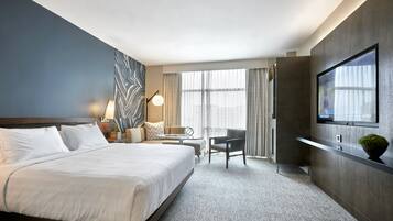 Deluxe Room, 1 King Bed | 1 bedroom, hypo-allergenic bedding, in-room safe, desk