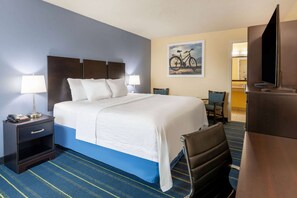 Room, 1 King Bed, Accessible, Non Smoking (Mobility, Roll-In Shower) | Premium bedding, pillow-top beds, desk, blackout curtains - Days Inn by Wyndham Charles Town/Harpers Ferry (Charles Town)