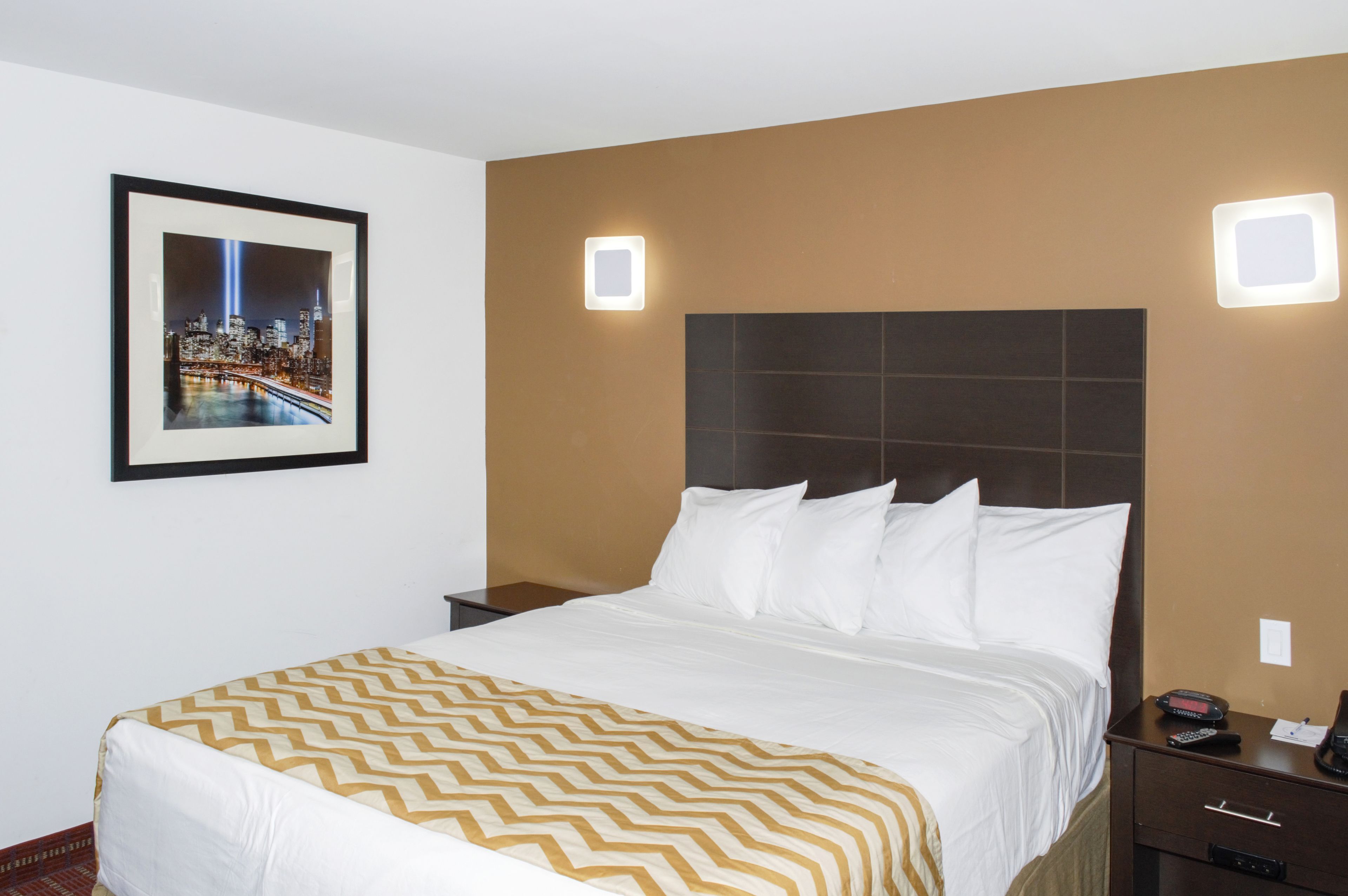 Photo - Travelodge by Wyndham Manhasset