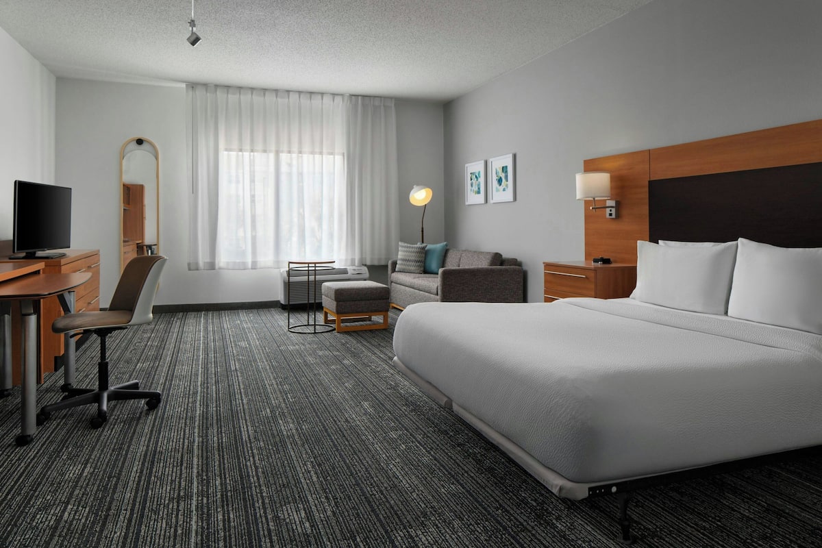 1 chambre, literie de qualité, lit avec matelas à plateau-coussin