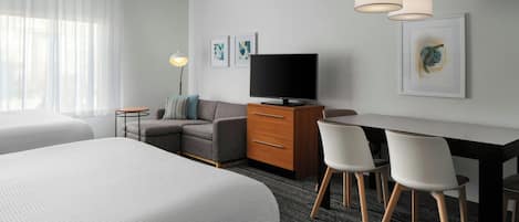 Studio, Multiple Beds | Premium bedding, pillowtop beds, desk, blackout drapes