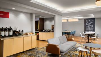 รวมอาหารเช้าแบบบุฟเฟ่ต์ ทุกวัน