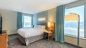 1 quarto, escrivaninha, espaço de trabalho para notebook