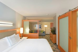 1 bedroom, desk, laptop workspace, iron/ironing board - SpringHill Suites® by Marriott® Wilmington Wrightsville Beach (Wilmington)