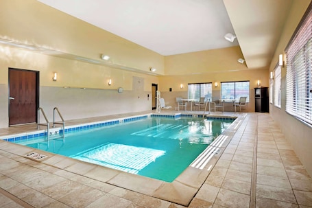 Piscina. Best Western Plus French Lick