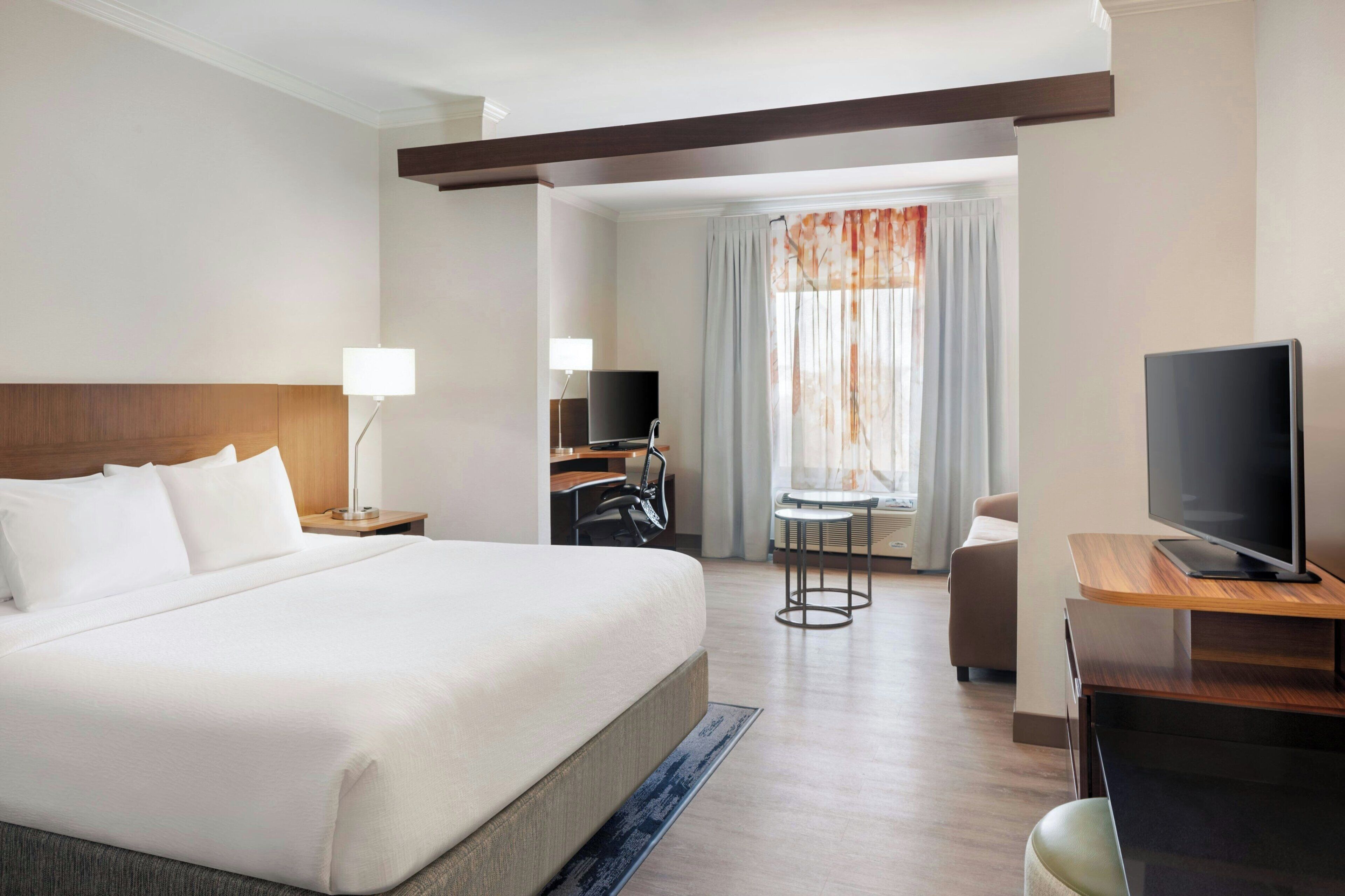 In-room safe, desk, laptop workspace, iron/ironing board