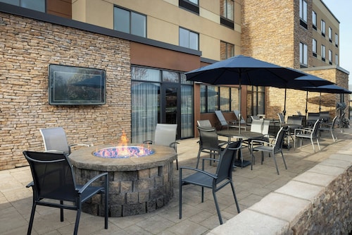 Fairfield Inn & Suites Bowling Green