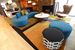 Lobby - Fairfield Inn & Suites Bowling Green (Bowling Green)