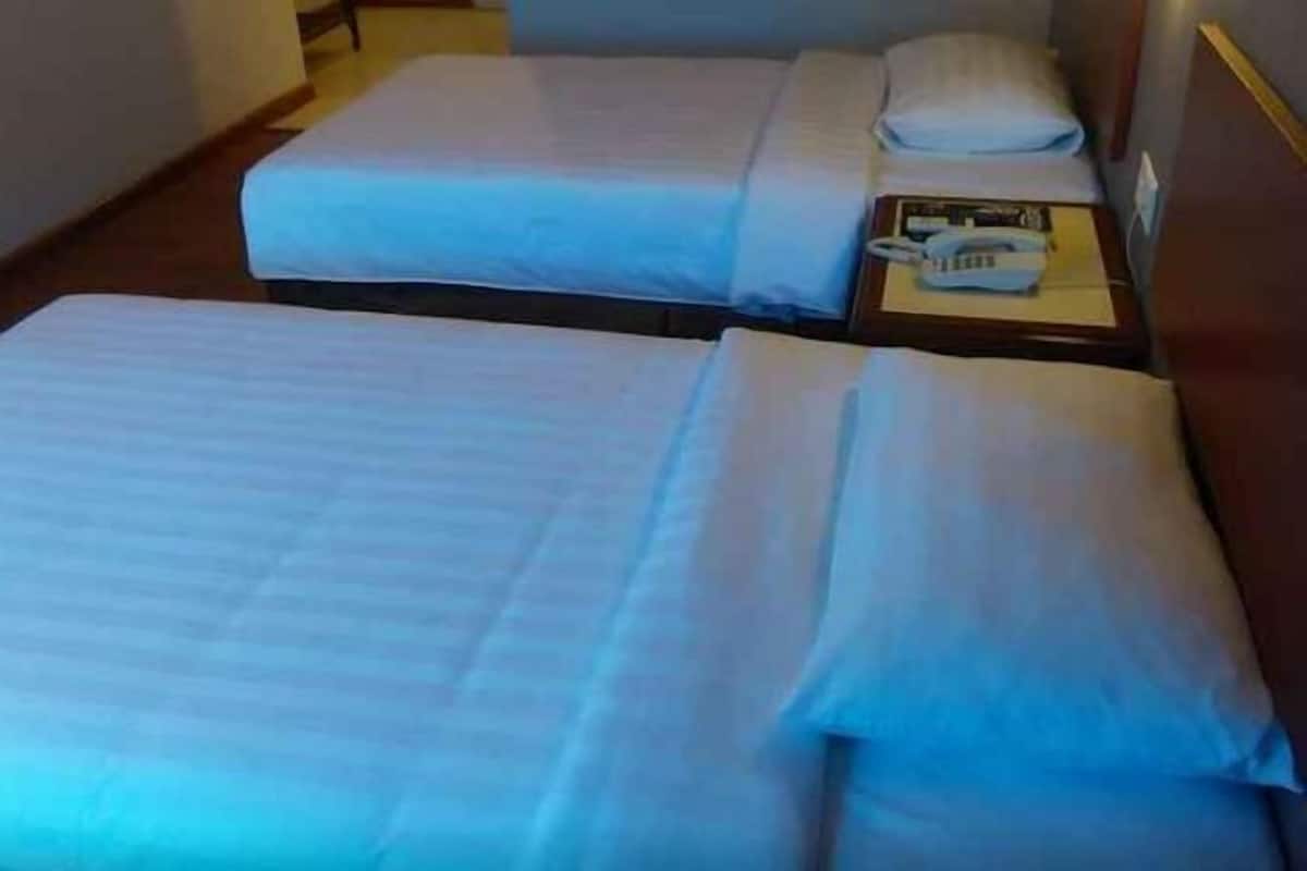 Desk, iron/ironing board, free WiFi