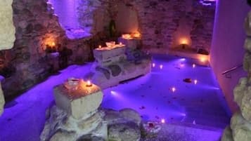 Sauna, hot tub, steam room, Turkish bath, body treatments, aromatherapy
