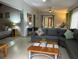 Comfort Studio, Multiple Beds, Valley View (Apartment A) | Living area | 32-inch flat-screen TV with satellite channels, TV