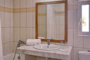 Double Room | Bathroom sink - Ocean Heights View (Hersonissos)